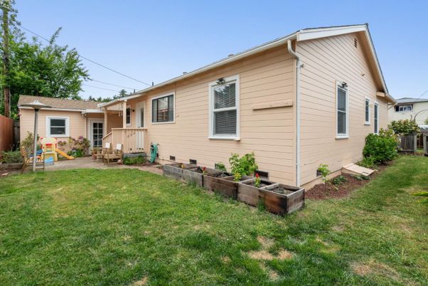 Backyard, Exterior, Playground