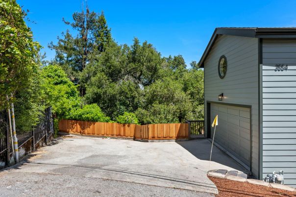 Backyard, Detached Garage, Exterior