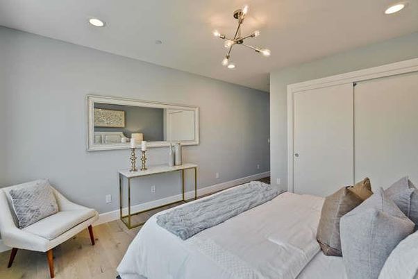Bedroom, Interior, Pendant Lights, Recessed Lighting, Wood Texture Flooring