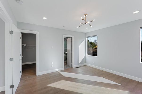 Empty room, Interior, Pendant Lights, Recessed Lighting, Wood Texture Flooring