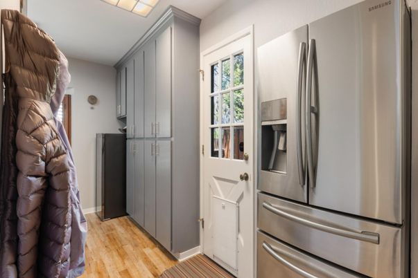 Interior, Kitchen, Stainless Steel Appliances, Wood Texture Flooring