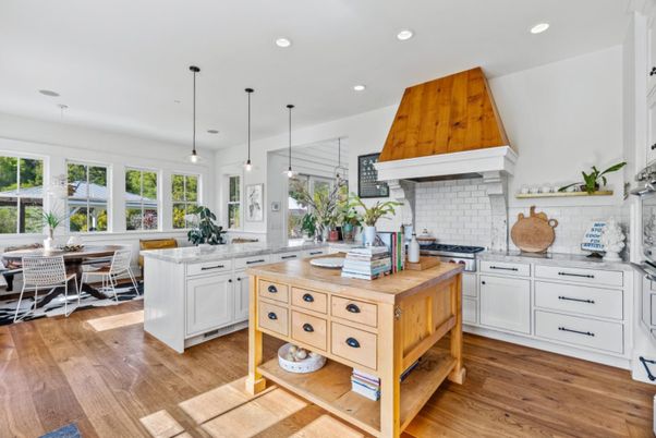 Dining room, Interior, Kitchen, Pendant Lights, Recessed Lighting, Wood Texture Flooring
