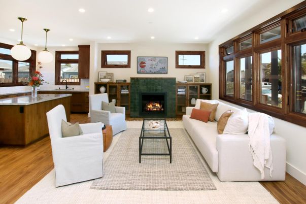 Fireplace, Interior, Living room, Pendant Lights, Recessed Lighting, Wood Texture Flooring
