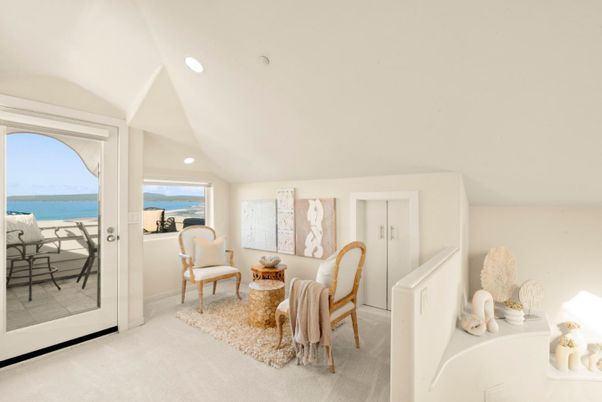 Interior, Recessed Lighting, Water