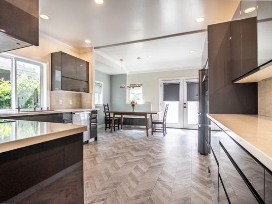 Dining room, Interior, Kitchen, Pendant Lights, Recessed Lighting, Stainless Steel Appliances, Wood Texture Flooring
