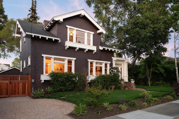 Exterior, Facade, American Craftsman