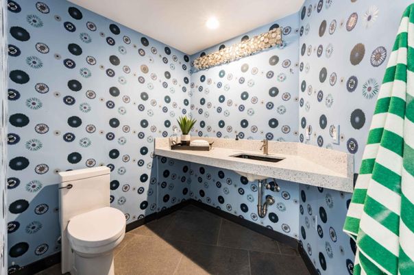 Bathroom, Interior, Recessed Lighting