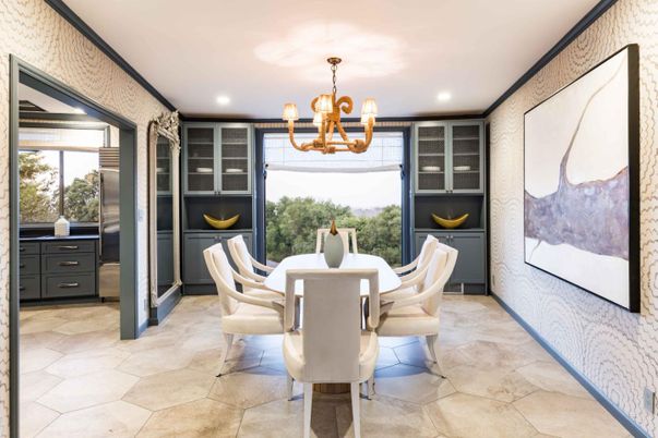 Chandelier, Dining room, Interior, Recessed Lighting