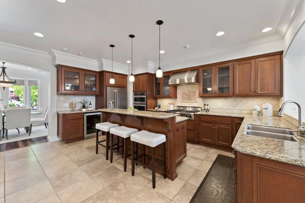 Dining room, Interior, Kitchen, Pendant Lights, Recessed Lighting, Stainless Steel Appliances