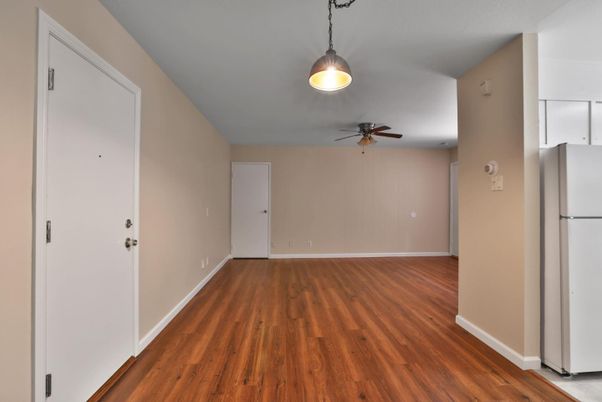 Empty room, Interior, Pendant Lights, Wood Texture Flooring