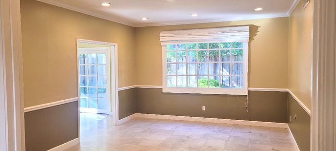 Empty room, Interior, Recessed Lighting