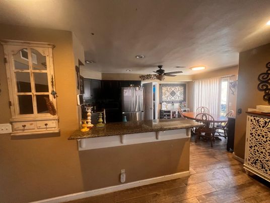 Dining room, Interior, Kitchen, Recessed Lighting