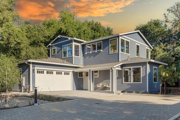 Attached, Exterior, Facade, Farmhouse