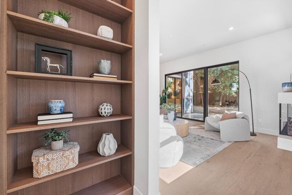 Interior, Recessed Lighting, Wood Texture Flooring