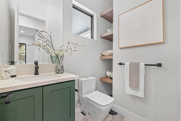 Bathroom, Interior, Recessed Lighting