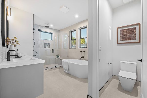 Bathroom, Dual Sink Vanities, Free Standing Baths, Glass Shower, Interior, Recessed Lighting
