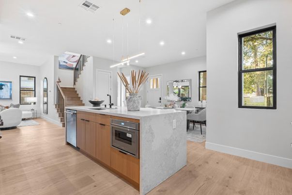Dining room, Interior, Kitchen, Pendant Lights, Recessed Lighting, Stainless Steel Appliances, Wood Texture Flooring