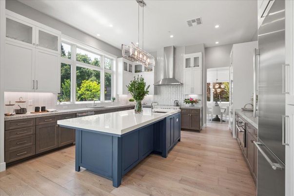 Chandelier, Interior, Kitchen, Pendant Lights, Recessed Lighting, Stainless Steel Appliances, Wood Texture Flooring