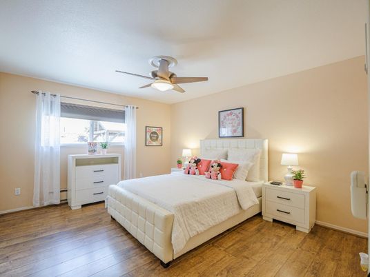 Bedroom, Interior, Wood Texture Flooring