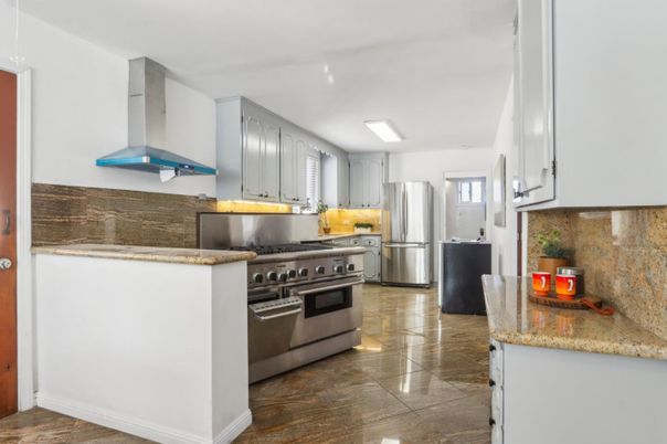 Interior, Kitchen, Stainless Steel Appliances