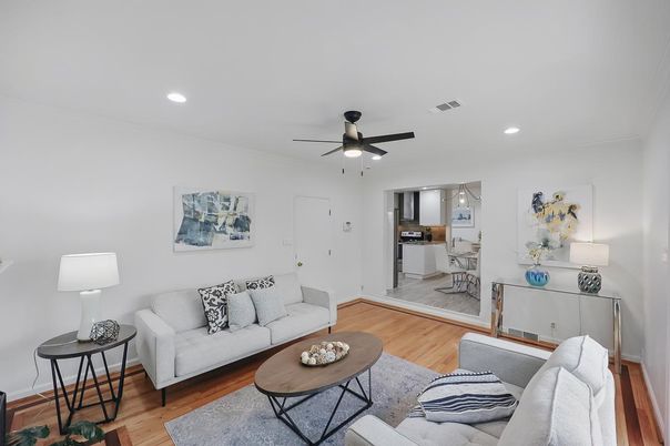 Interior, Kitchen, Living room, Recessed Lighting, Wood Texture Flooring