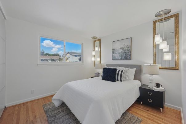 Bedroom, Interior, Pendant Lights, Wood Texture Flooring
