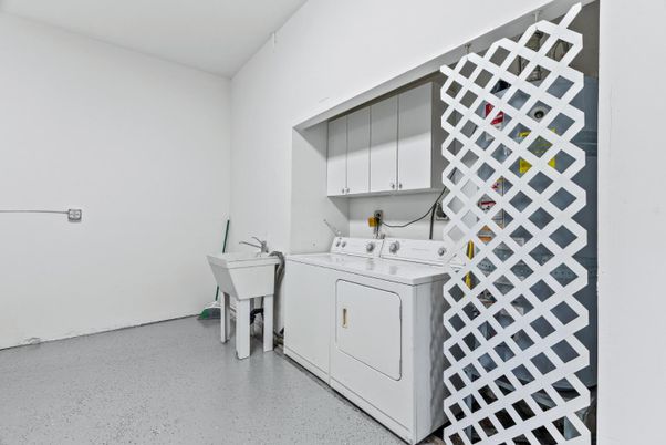 Interior, Washer