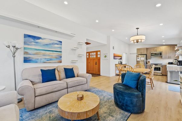 Chandelier, Dining room, Interior, Kitchen, Living room, Recessed Lighting, Stainless Steel Appliances, Wood Texture Flooring