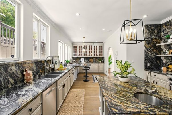 Interior, Kitchen, Pendant Lights, Recessed Lighting, Wood Texture Flooring