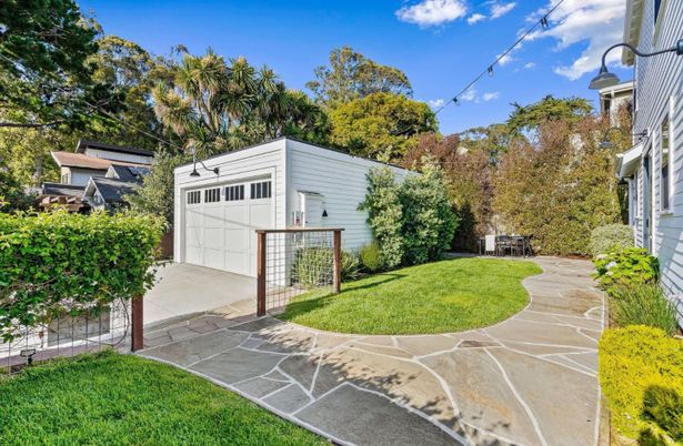 Backyard, Detached Garage, Exterior