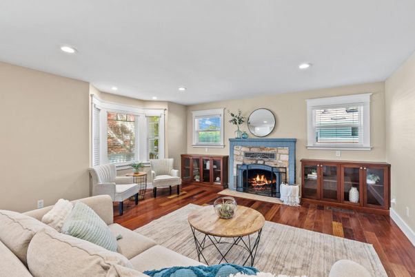 Fireplace, Interior, Living room, Recessed Lighting, Wood Texture Flooring