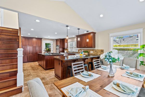 Dining room, Interior, Kitchen, Pendant Lights, Recessed Lighting