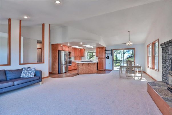 Chandelier, Dining room, Interior, Kitchen, Recessed Lighting, Stainless Steel Appliances