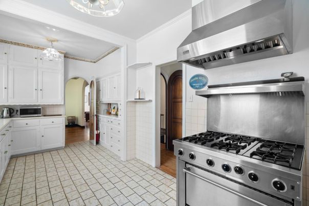 Chandelier, Interior, Kitchen, Stainless Steel Appliances, Wood Texture Flooring