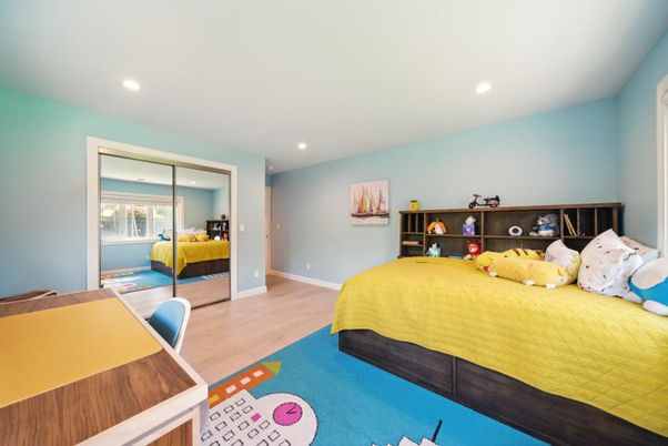 Bedroom, Interior, Recessed Lighting, Wood Texture Flooring