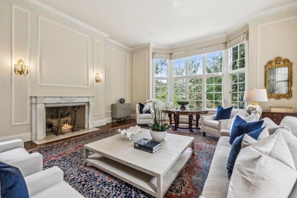 Fireplace, Interior, Living room