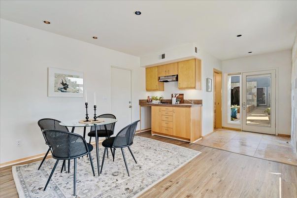 Dining room, Interior, Kitchen, Recessed Lighting, Wood Texture Flooring