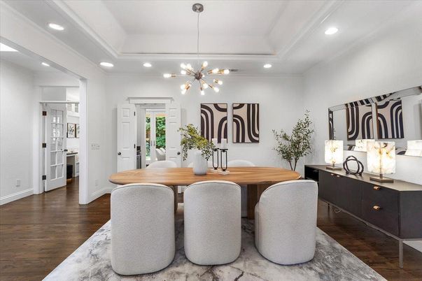 Dining room, Interior, Pendant Lights, Recessed Lighting, Wood Texture Flooring