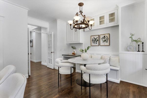 Chandelier, Dining room, Interior, Wood Texture Flooring