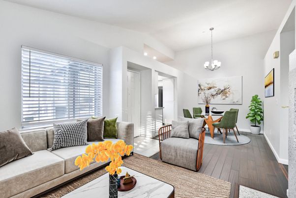 Chandelier, Dining room, Interior, Living room, Pendant Lights, Wood Texture Flooring