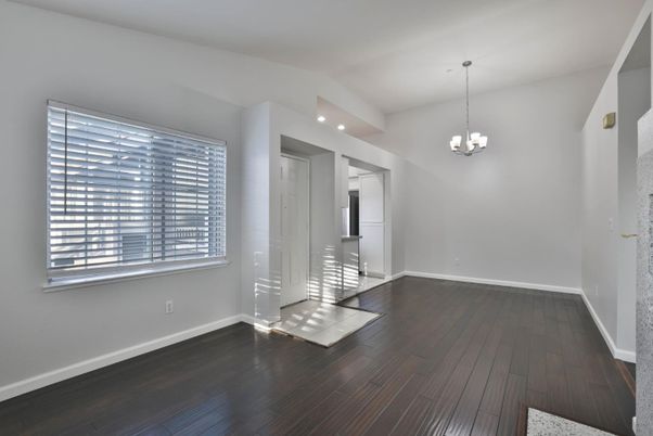 Chandelier, Empty room, Interior, Pendant Lights, Wood Texture Flooring