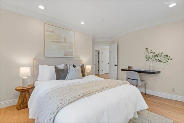 Bedroom, Interior, Recessed Lighting, Wood Texture Flooring