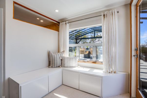 Interior, Recessed Lighting, Washer