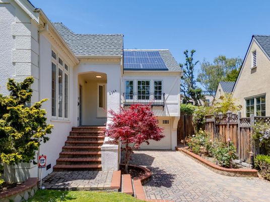 Attached, Exterior, Facade, Solar Panels, French Provincial