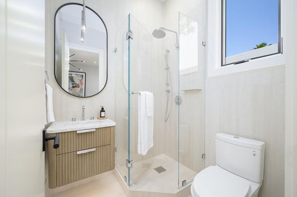 Bathroom, Glass Shower, Interior, Pendant Lights, Recessed Lighting