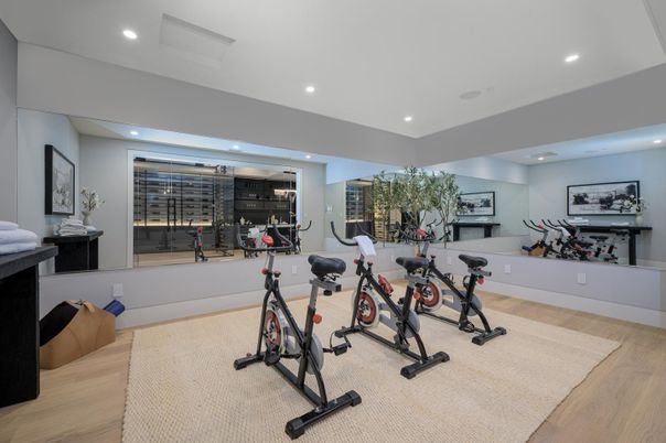 Fitness Equipment, Interior, Recessed Lighting, Wood Texture Flooring