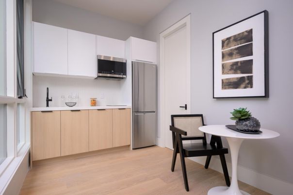 Dining room, Interior, Kitchen, Stainless Steel Appliances, Wood Texture Flooring