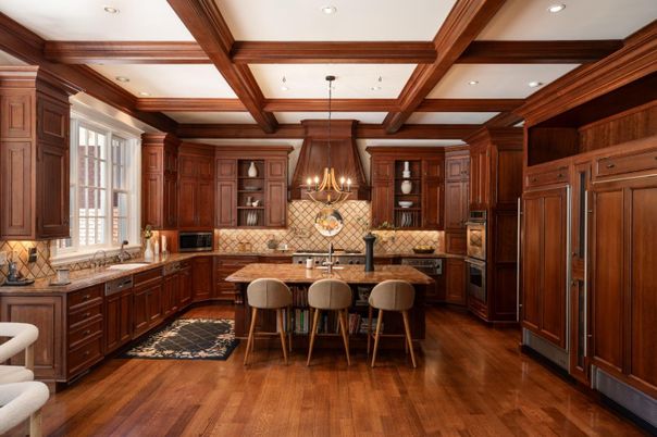 Chandelier, Interior, Kitchen, Pendant Lights, Recessed Lighting, Wooden Beams, Wood Texture Flooring