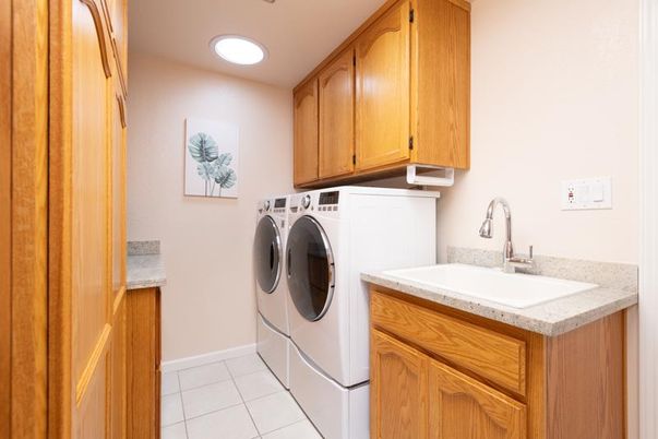 Interior, Recessed Lighting, Washer