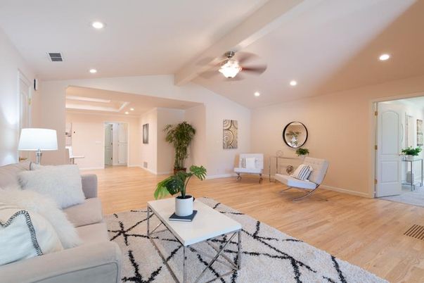 Interior, Living room, Recessed Lighting, Wood Texture Flooring